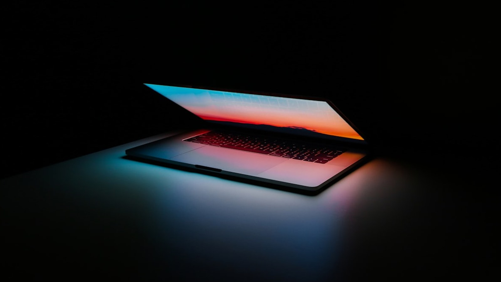 Small business technology support image for Why is Outlook not sending or receiving email? in Volusia County, Florida